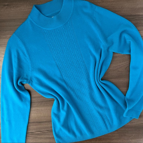 Vintage Blue Grandmacore Mock Neck Sweater - Picture 3 of 7